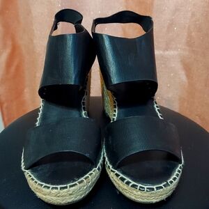 Steve Madden Black wedge shoes